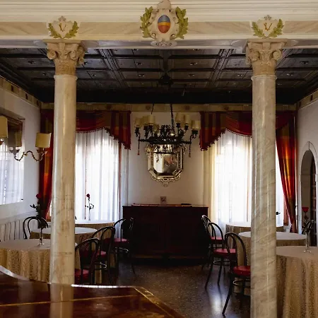 Oda ve Kahvaltı Maison Dotti Treviso